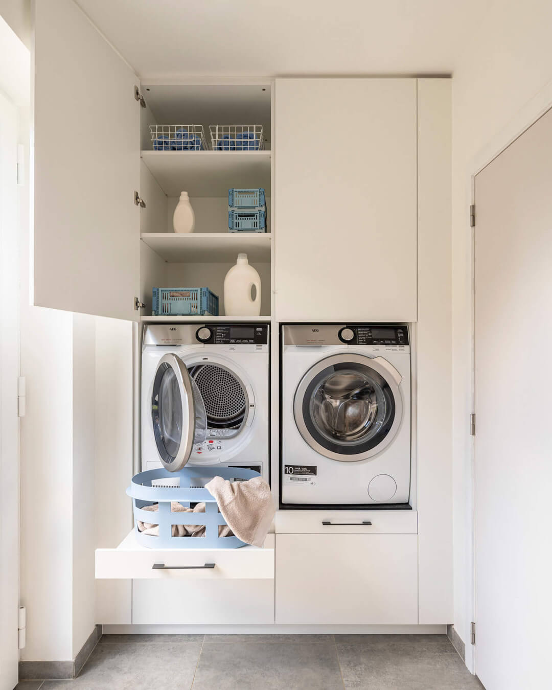 Armoire pour machine à laver sur mesure en couleur Front White