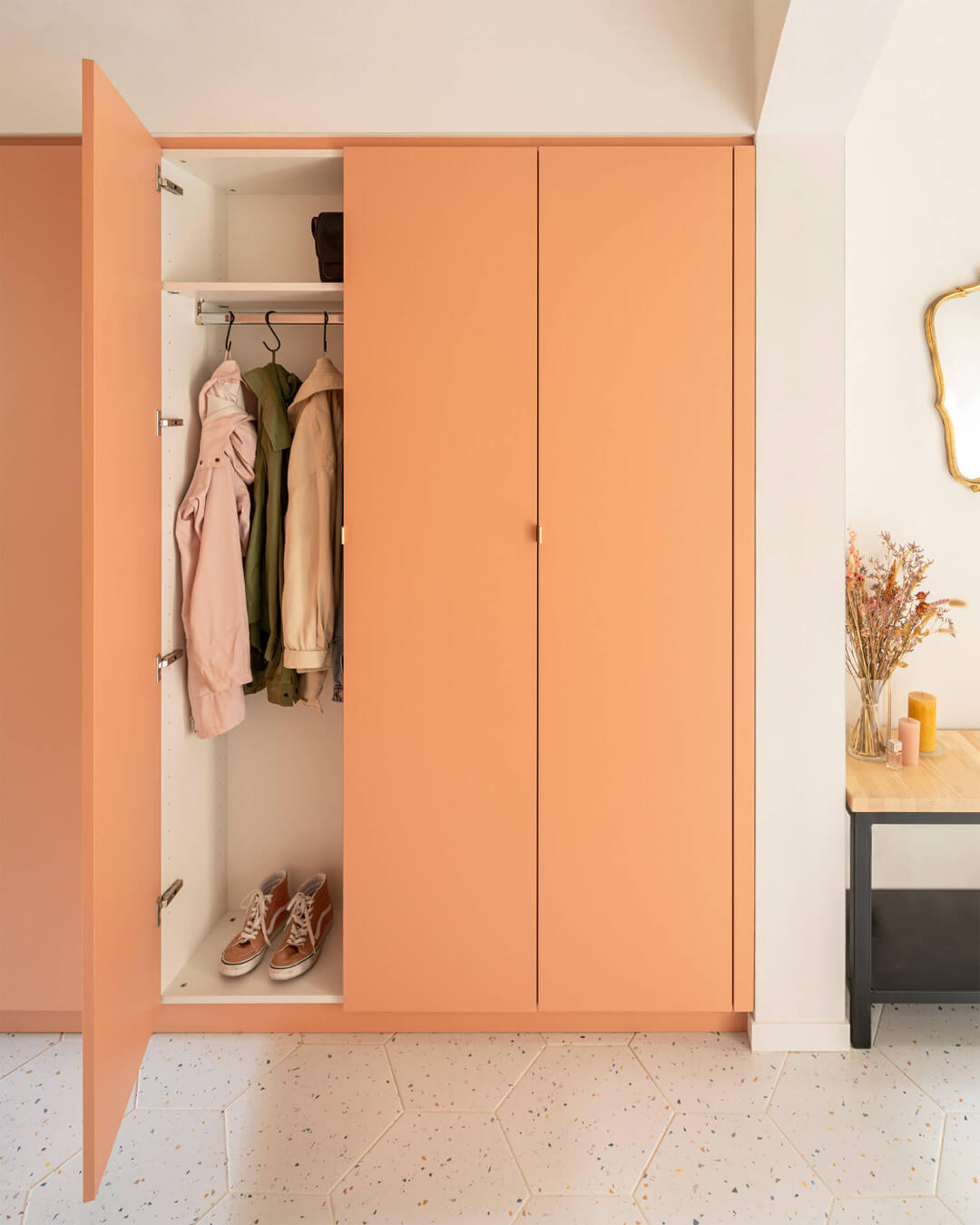 Vestiaire sur mesure dans le hall d'entrée 