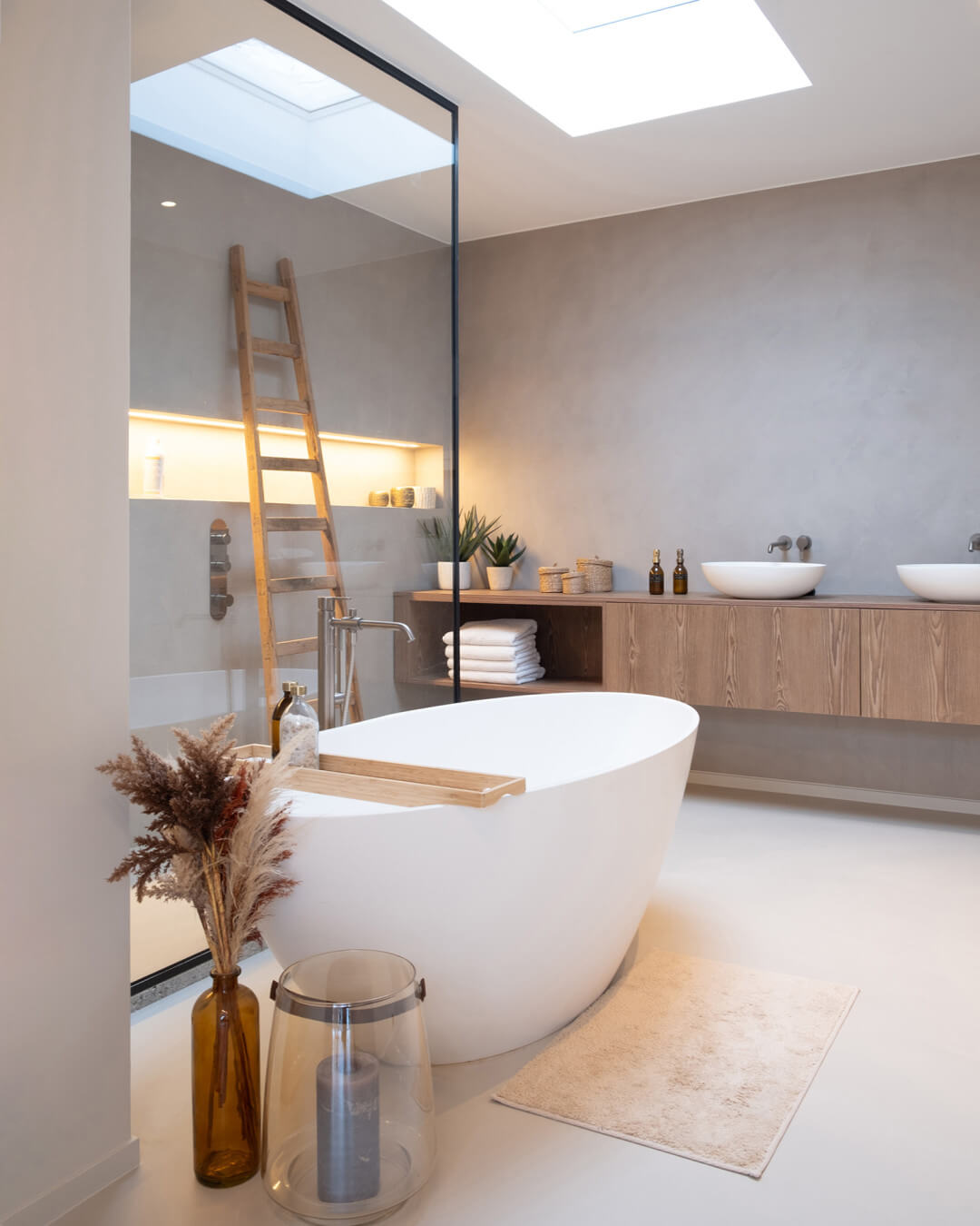 meubles sur mesure dans la salle de bain de Custoro