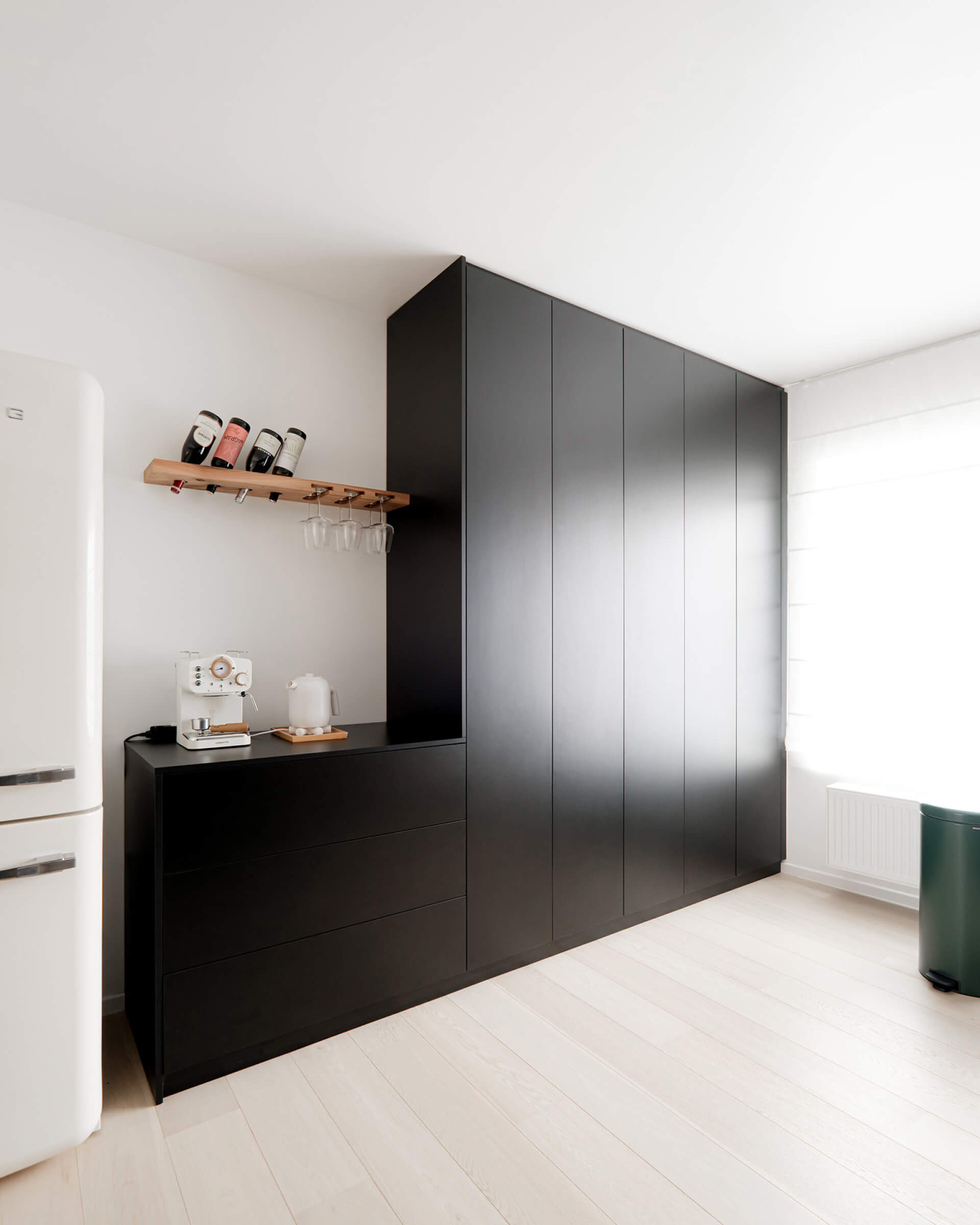 armoire murale dans la cuisine