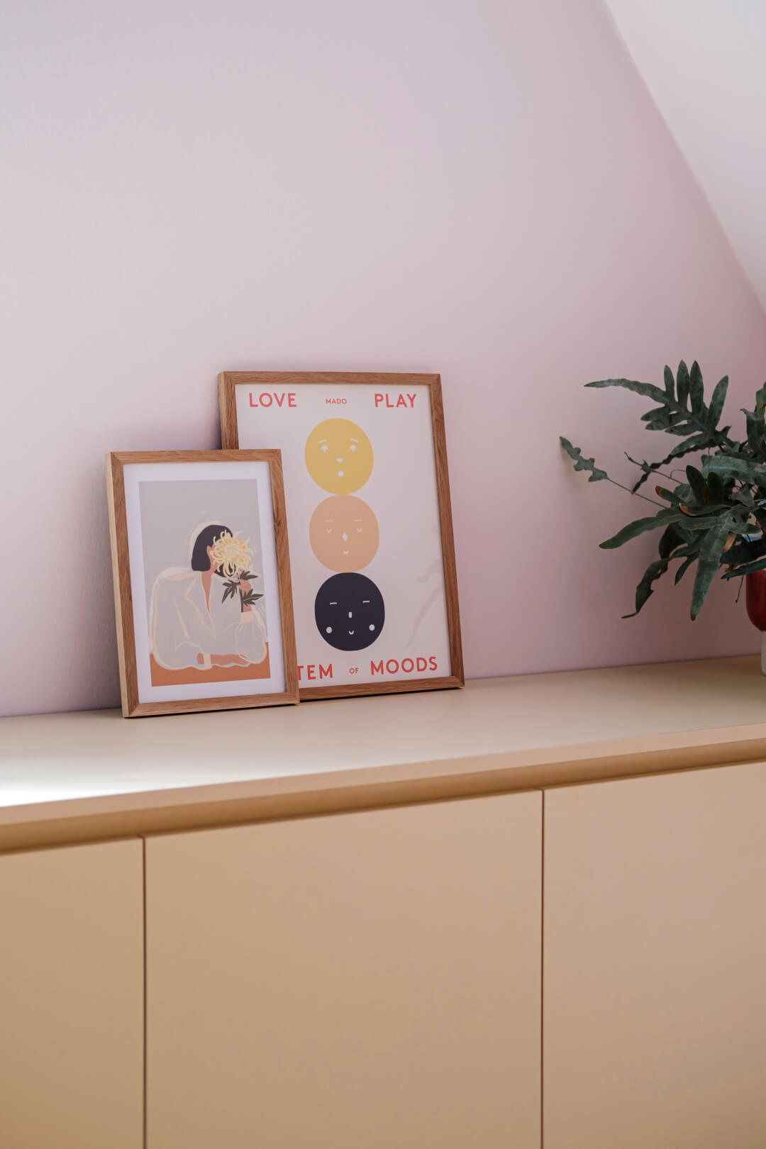 Commode sur mesure de couleur jaune coucher de soleil