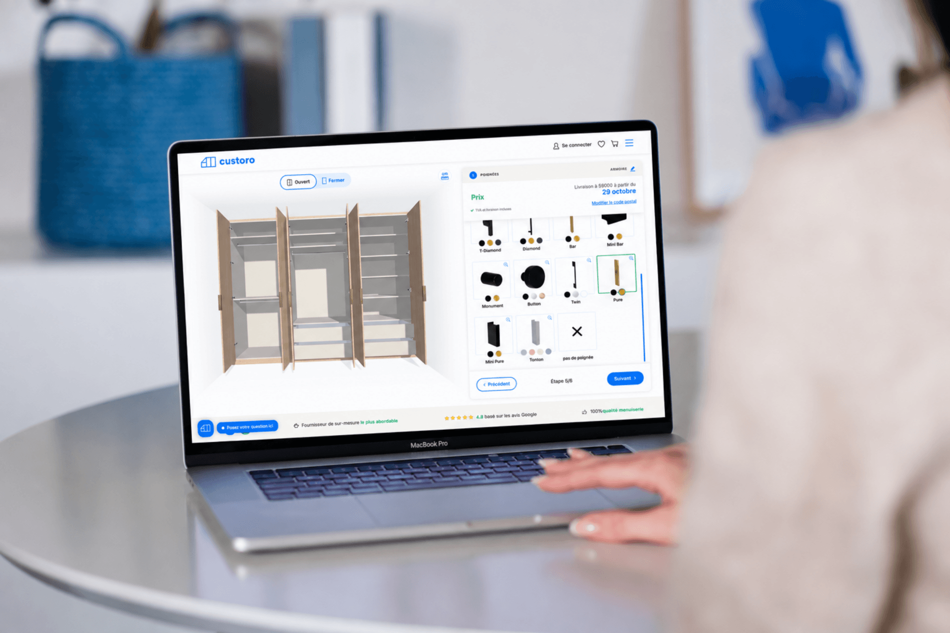 Concevoir une armoire personnalisée dans l'outil de conception