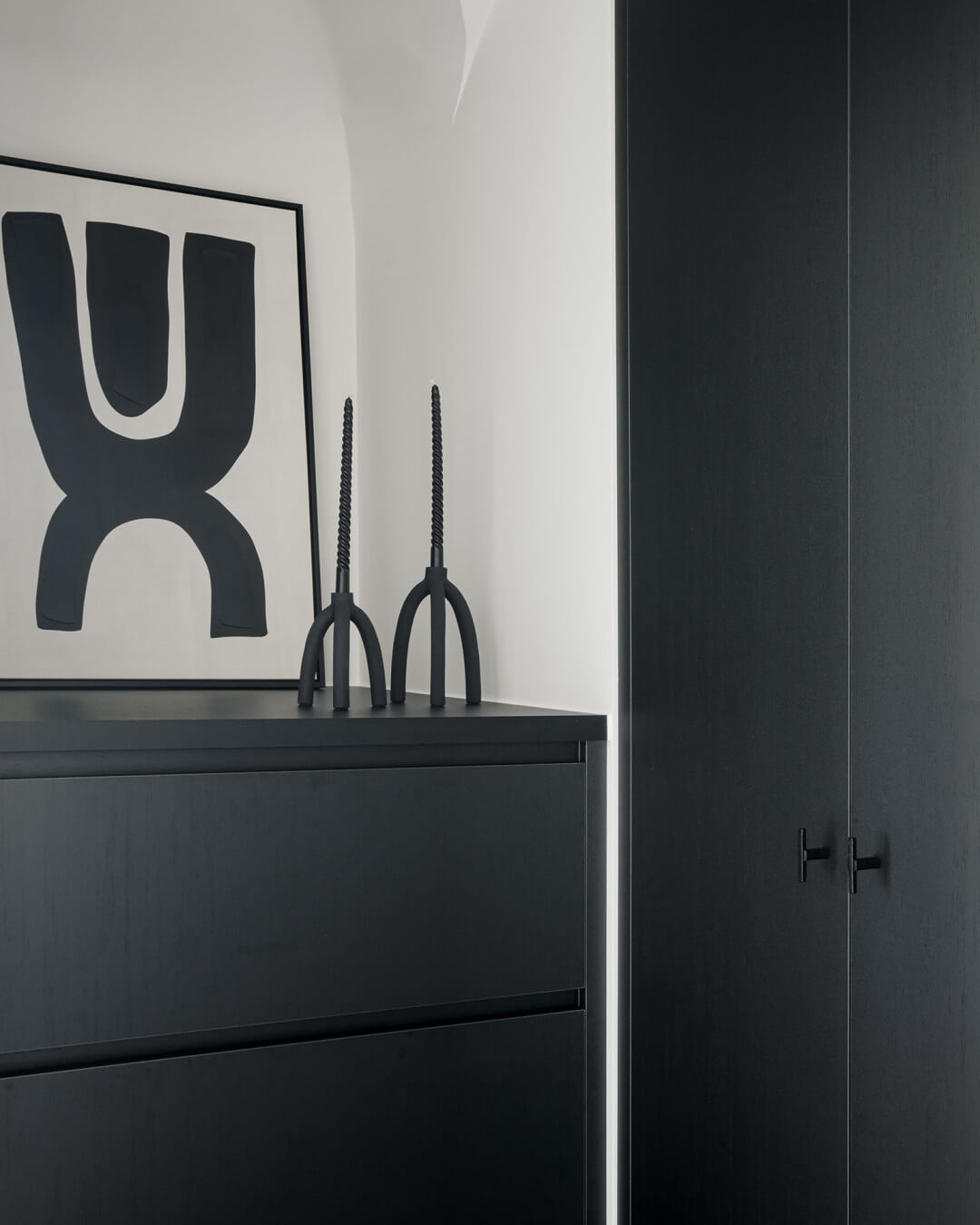 Commode sur mesure de Custoro, dans le coloris Elegant Black