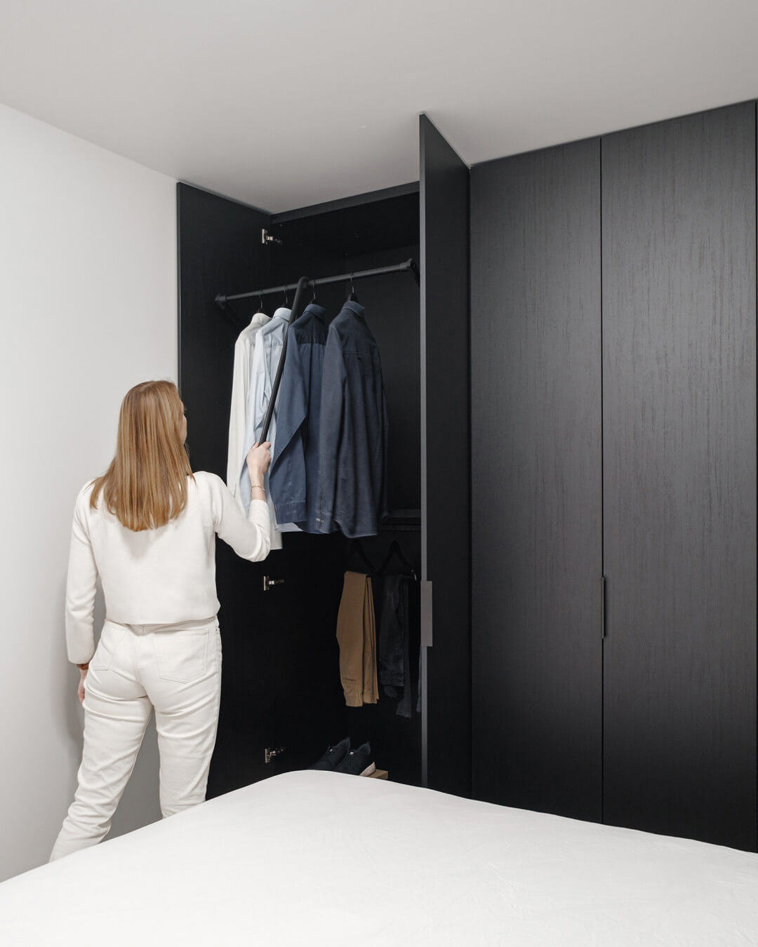 Dressing sur mesure avec élévateur à vêtements