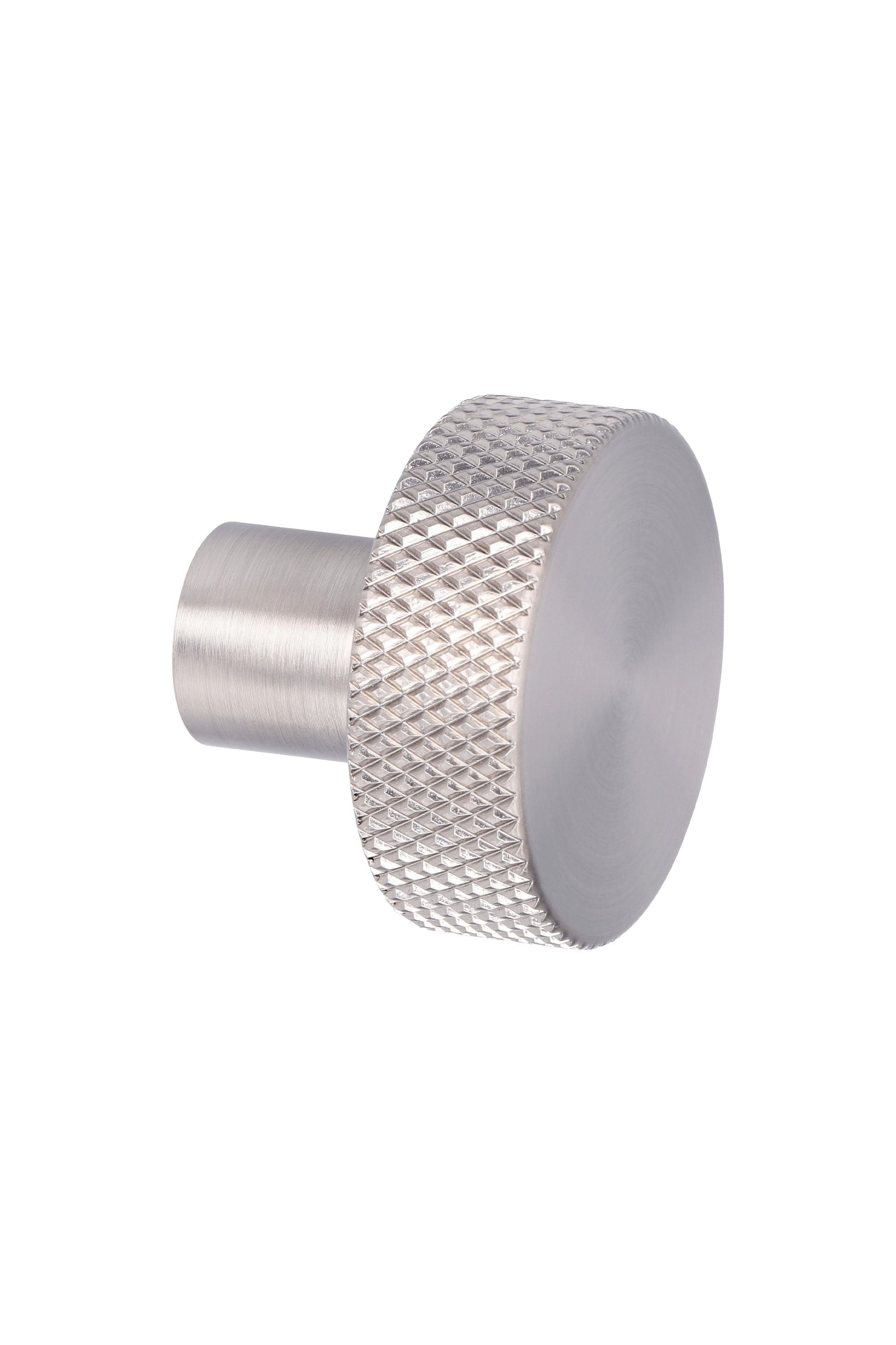 Poignée métallique Button, vue de profil. Bords taillés en diamant, diamètre 3,5 cm. Disponible sur la boutique en ligne de Custoro.