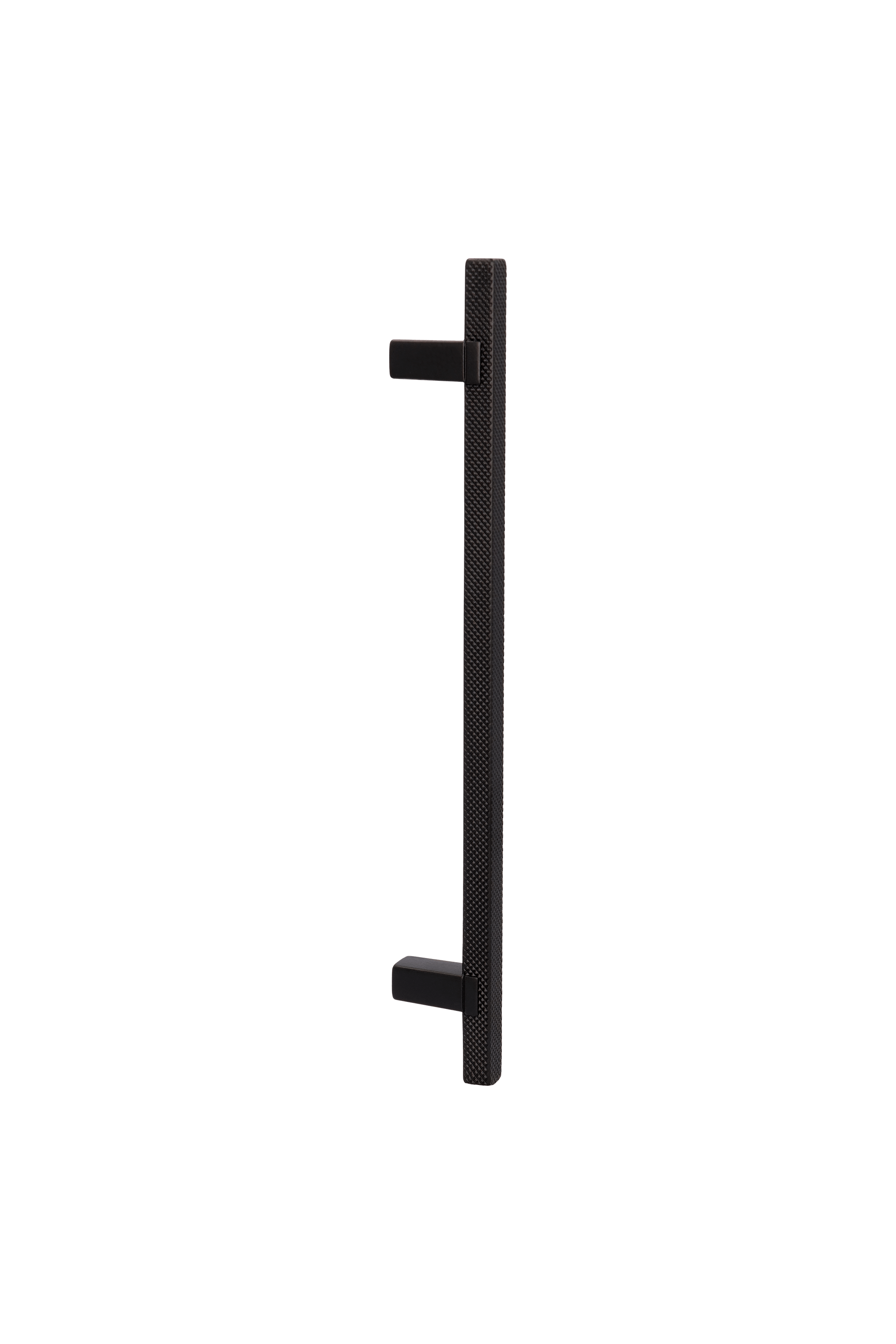 Poignée Diamond en noir, modèle debout. Longueur : 21 cm, structure taillée en diamant. Disponible sur la boutique en ligne de Custoro.